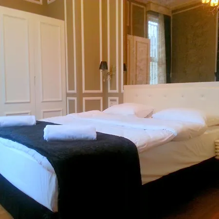 Triada Hotel 4*