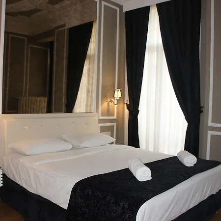 Triada 4* Istanbul