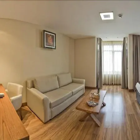 Hotel Triada Istanbul